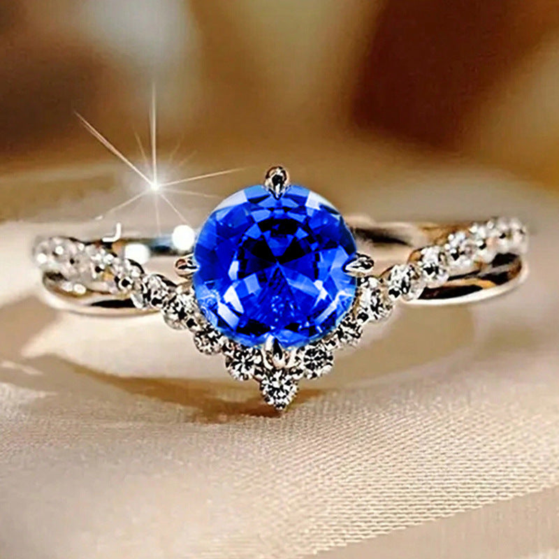 Zircon Four-claw V-shaped Index Finger Ring